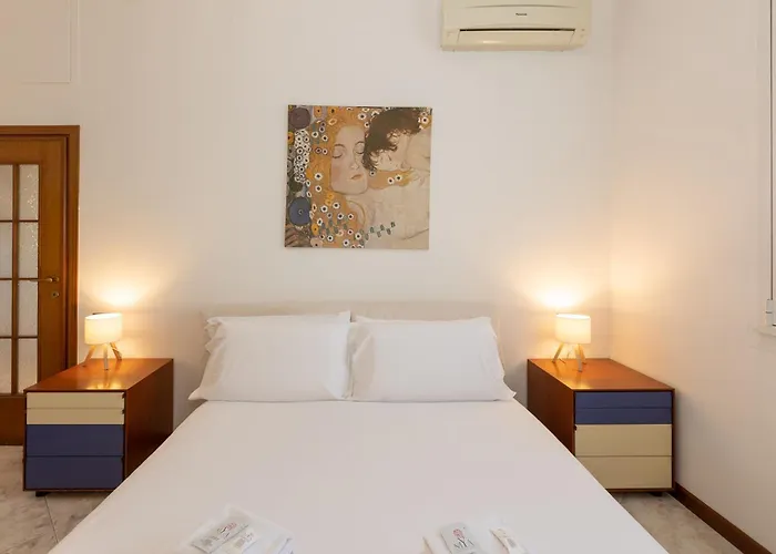Two Bedrooms Milán