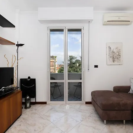 Apartament Two Bedrooms Mediolan